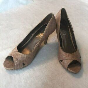 Sam & Libby Tan Woven Heels - Size 10M